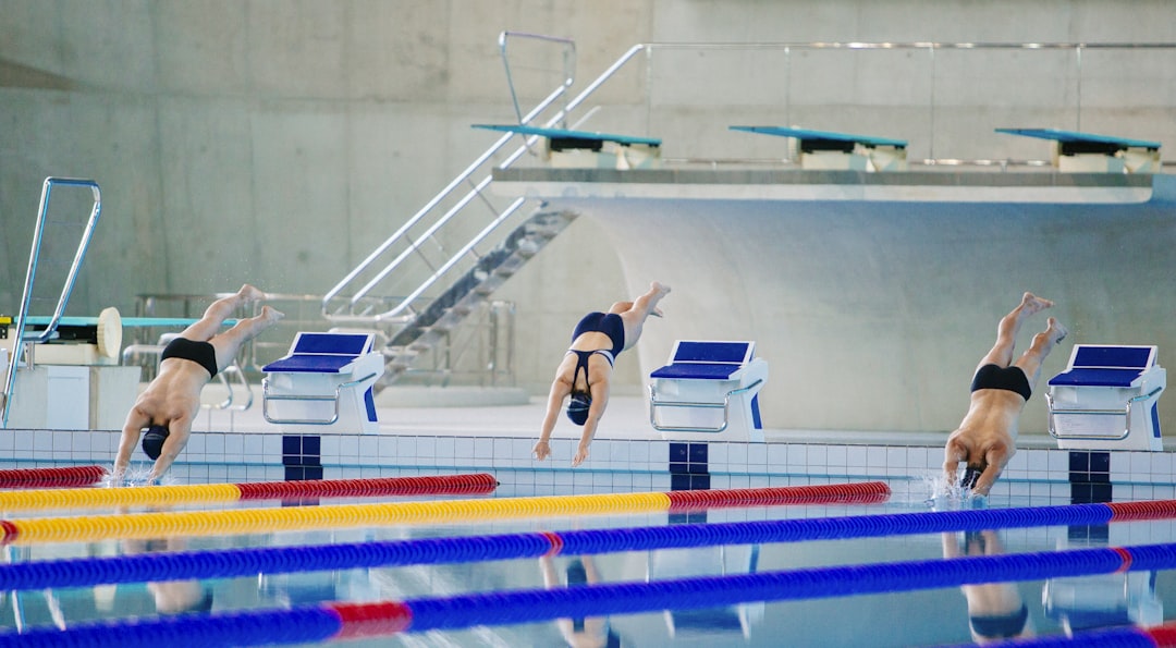 10 Tips to Stay Motivated with Your Swimming Routine