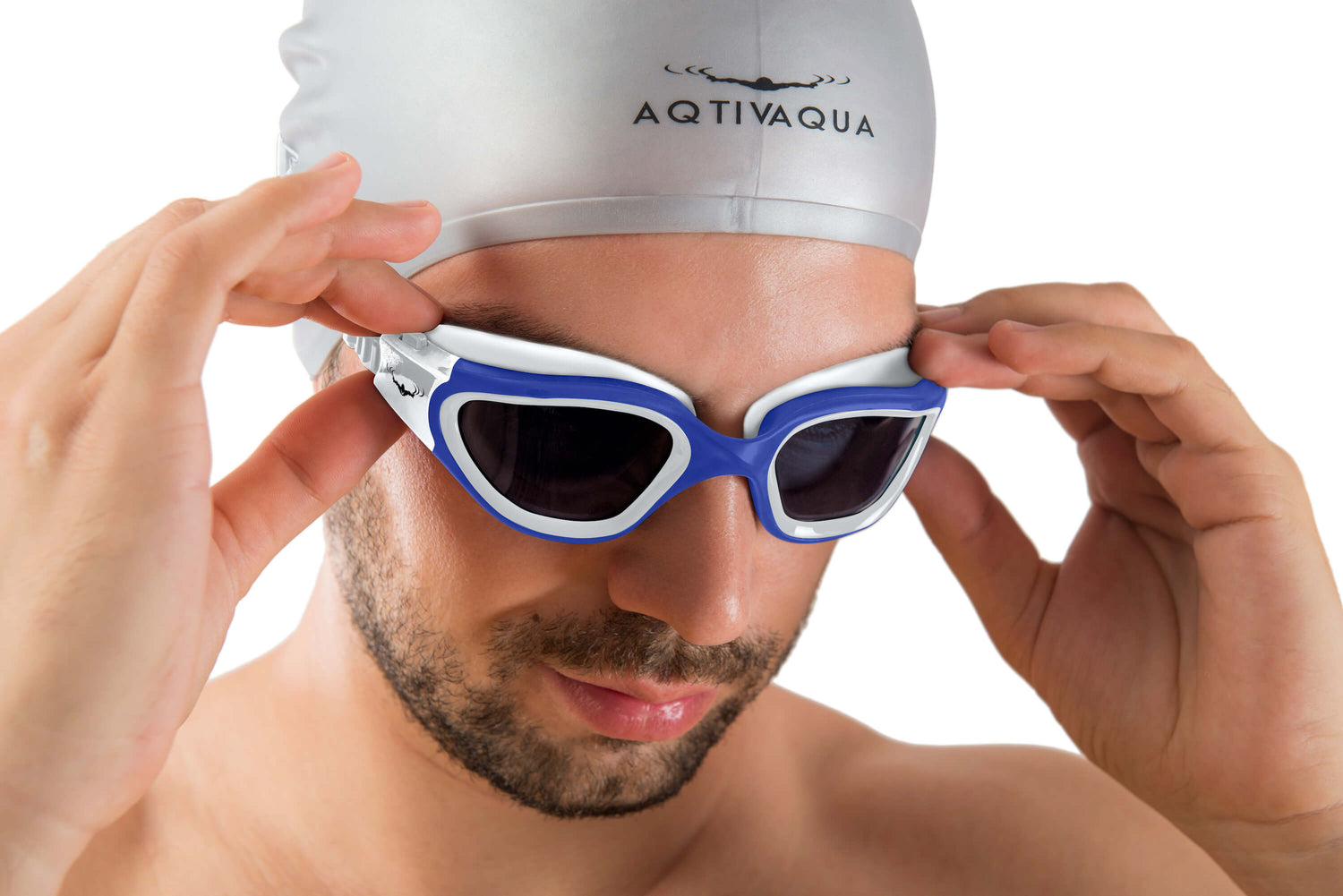 Swimmer wearing AQTIVAQUA goggles – experience ultimate comfort, clarity, and style during your aquatic pursuits